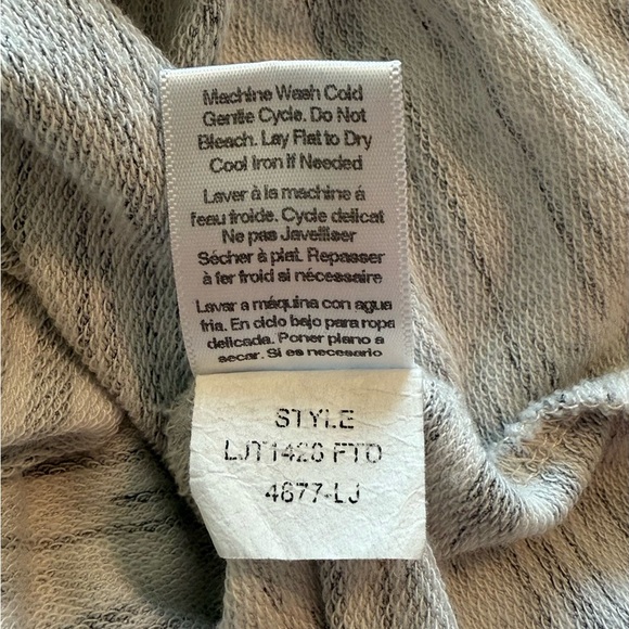 Forever 21 Gray Lace-Up Long Sleeve Bodysuit Size S NWOT - Picture 2 of 7